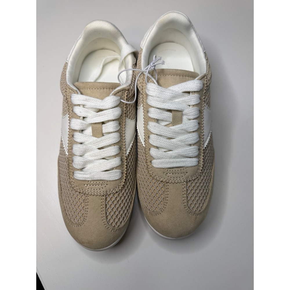 Universal Thread Womens Memory Foam Mesh Sneakers Tan White Size 9 Low Top Shoes